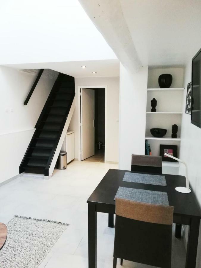 Duplex Denim Leilighet Nîmes Eksteriør bilde